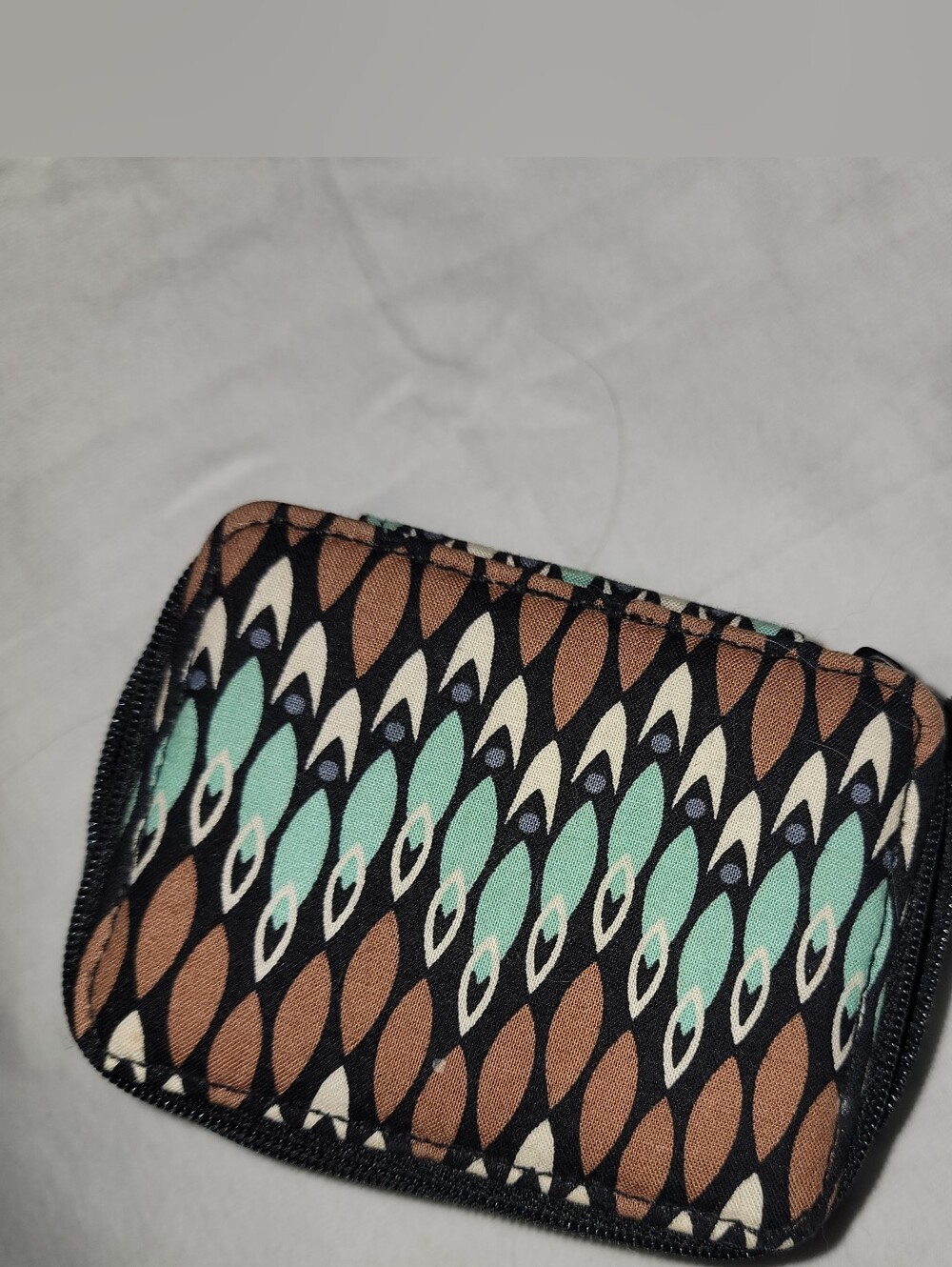 Vera Bradley Patterned Zip Wallet Coin Make Up  Brown, Teal & Cream